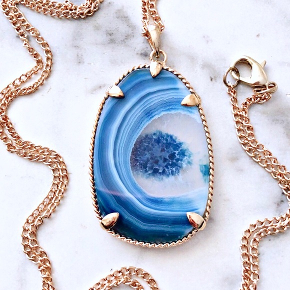 Whimsy Avenue Jewelry Jewelry - Blue Banded Agate Necklace